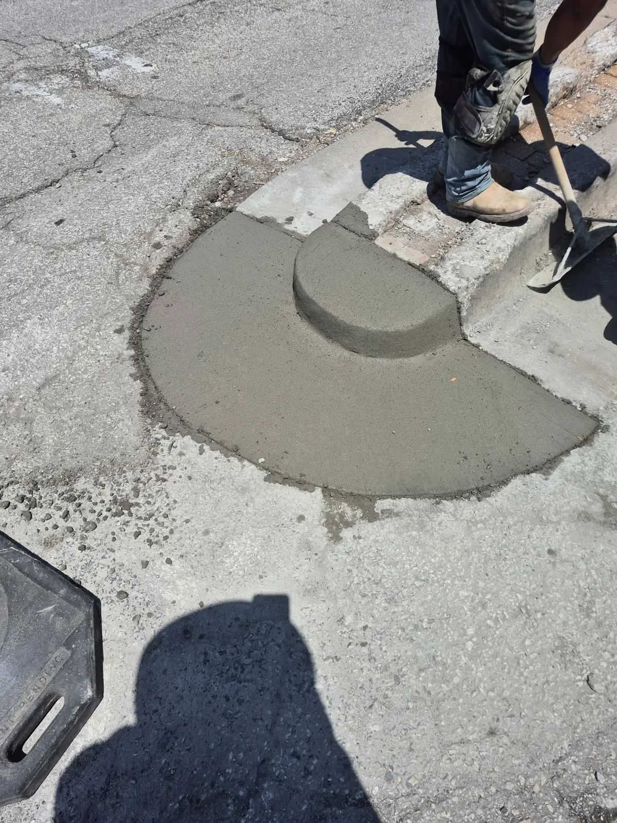 Concrete repair crew serving Lee's Summit