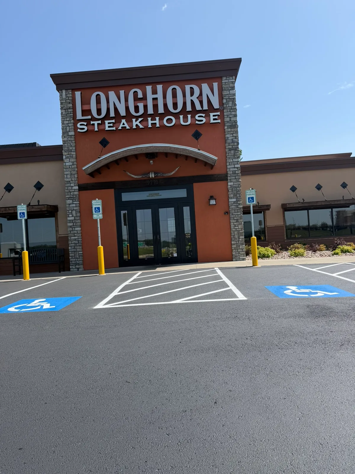 Line striping and marking in Kansas City, KS